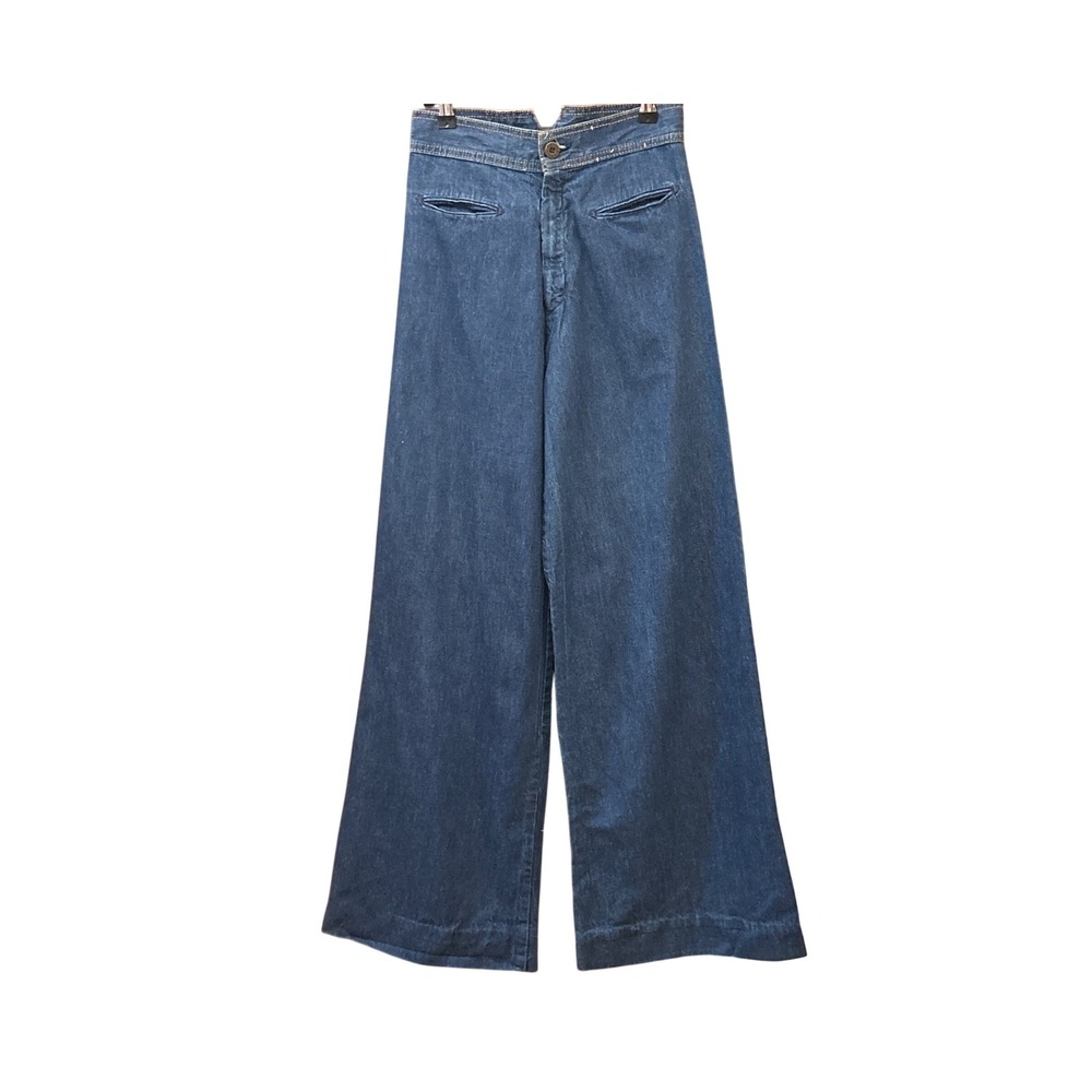Vintage 70's Levi's Made USA Wide Leg Sailor Jeans High Waist Metal Plaque.